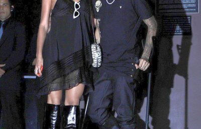 VIDEO Recuperare la disco! Neymar dansează într-un picior și-i enervează pe parizieni: "Se împarte între refacere, poker și farniente"