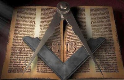 OPINIE GSP Dinamo și masoneria: ce spune asta despre afacere? Investitorii lui Umberto Eco o pregătesc pe Dinamo de Champions League :D