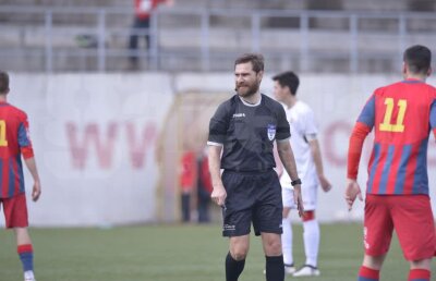 GALERIE FOTO Surpriză uriașă în Liga a 4-a! Steaua s-a încurcat cu Dinamo și Academia Rapid ia avans