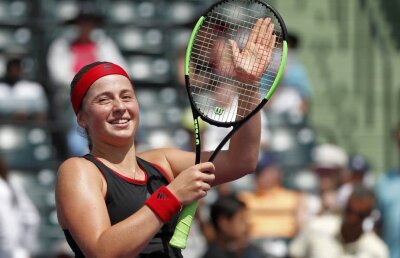 WTA MIAMI. FOTO + VIDEO Și-a revenit Jelena Ostapenko? Letona a mai făcut o victimă de marcă și e în semifinale la Miami!