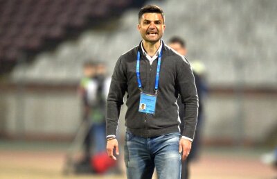 Revoluție în primul "11" al lui Dinamo » 6 schimbări la Botoșani după umilința cu Juventus București