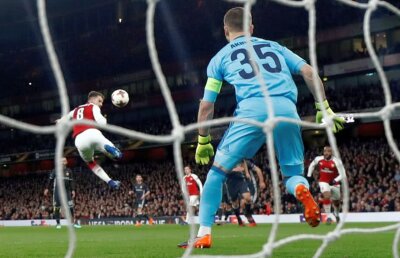 FOTO + VIDEO Gol senzațional în Europa League, care îl concurează pe cel al lui Ronaldo: "Dumnezeule, ăsta e golul sezonului!"