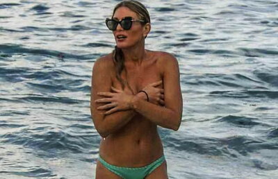 GALERIE FOTO O vedetă foarte cunoscută s-a dezbrăcat la plajă, iar paparazzi au surprins momentul!