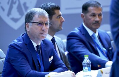 EXCLUSIV Câți din prima ligă l-au votat pe Burleanu președinte: cum ar fi fost "cumpărată" Craiova + Cum ar fi fost pasat Prunea la Ligă