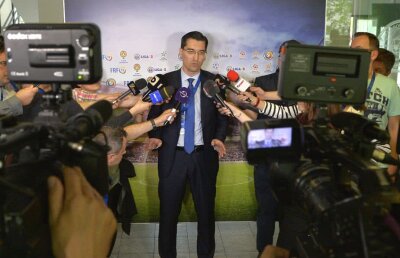 Fostul președinte al FRF surprinde după alegeri: "Aș fi înclinat spre Burleanu!" 