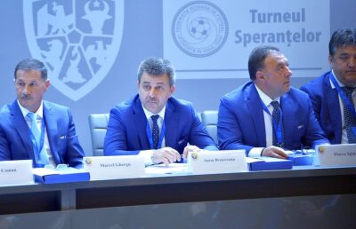 Noi înregistrări spectaculoase din ședința secretă a FRF // Episodul 24: Un membru din CEx, despre favoruri și trădări: "Sunt pentru bani și relațiile dintre noi"