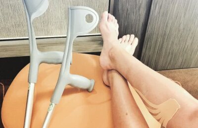 Accidentare gravă suferită de "românca" Timea Bacsinszky: "Nu mai pot pune piciorul în pământ și nici nu mai pot merge normal"