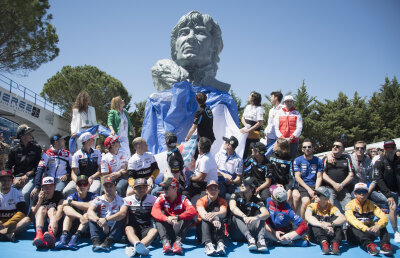 Performanță inedită » Valentino Rossi înconjoară pământul odată cu Marele Premiu al Spaniei MotoGP