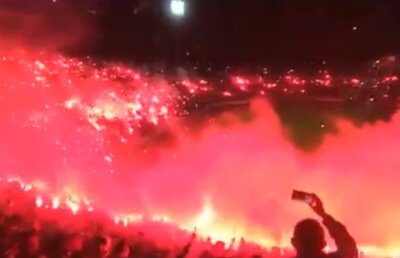 VIDEO Imagini uluitoare de la promovare: 55.000 de oameni "au dat foc" stadionului!