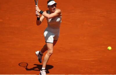 FOTO + VIDEO » Furtuna Simona Halep » Jucătoarea noastră o elimină fără emoții pe Pliskova și e în sferturi la Madrid + cu cine joacă în runda următoare