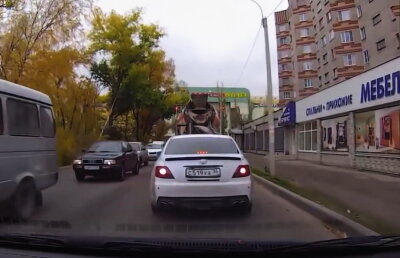 VIDEO Imagini înfricoșătoare surprinse de camerele de bord. Te poți uita până la capăt?