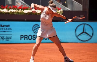 WTA ROMA // Simona Halep a scăpat de cea mai în formă adversară » Campioana de la Madrid s-a retras: "Nu-mi mai simt mâinile!"