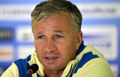 AZI SE DECIDE CAMPIOANA // Anunț surprinzător înainte de CFR Cluj - Viitorul: "Dan Petrescu va pleca"