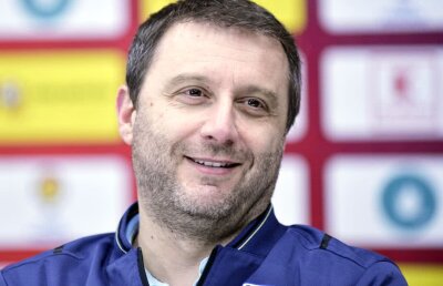 U CRAIOVA - AFC HERMANNSTADT // EXCLUSIV Devis Mangia e gata de primul trofeu în România: "Cupa este acea femeie frumoasă pe care trebuie s-o atingi"