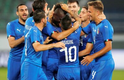 VIDEO Balotelli, din nou titular pentru Italia după 1.434 de zile » Mesaj rasist împotriva lui + reacția atacantului