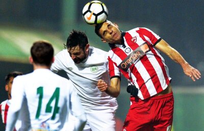 Situație incredibilă în România! Un jucător avea șanse să devină golgeterul Ligii 1, dar s-a învoit pentru a fi naș la un botez