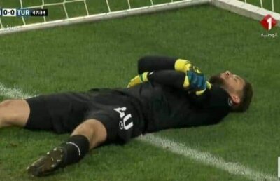FOTO Tactică inedită la care au recurs tunisienii în timpul amicalelor cu Portugalia și Turcia » De ce s-a dat lovit portarul