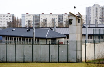 A încercat să evadeze printr-o metodă ingenioasă, dar a stârnit hohote de râs! Cum s-au prins polițiștii