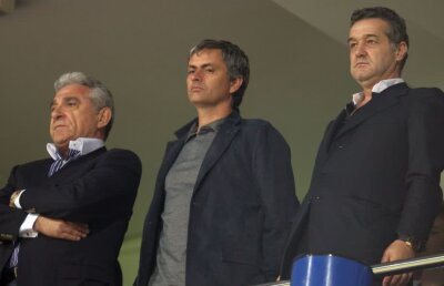Gigi Becali, după venirea lui Mourinho în România: "Manchester United a făcut ofertă pentru jucătorul meu! Cred că pentru el a venit"