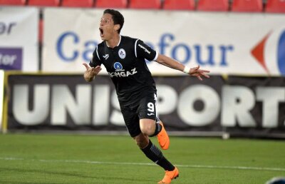 EXCLUSIV Echipa de pe podiumul Ligii 1 i-a făcut ofertă șomerului-golgeter! 