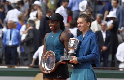 SIMONA HALEP A CÂȘTIGAT ROLAND GARROS // Ploaie de mesaje de la tenismenii din circuit pentru Simona Halep: ”Felicitări, Simo! Asta e pentru toți haterii!”
