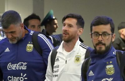 Messi acuză dur Madridul că l-a atacat la ordin pentru a-l distruge într-un moment de slăbiciune: ”Barcelona m-a făcut să plâng. Meritam să câștig mai multe Ligi”