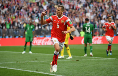 Povestea emoționantă a primului EROU de la Mondialul din Rusia: "Vreau ca familia mea să savureze acest moment. Au suferit mult din cauza mea"