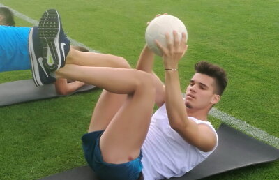 GALERIE FOTO » Ce vrea Hagi la antrenamente: puștii Viitorului sunt chinuiți serios! Program special pregătit 