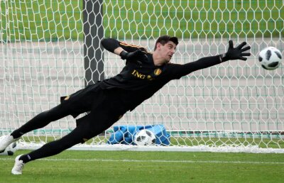 Pe cine dorește Sergio Ramos la Real Madrid: "Luați-l pe el, nu pe Alisson"