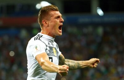 VIDEO+FOTO Secretul lui Toni Kroos » Refuză să încalțe ghete noi! Sponsorul îi trimite unele speciale, ieșite din circulație de 4 ani!