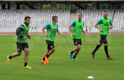 FOTO Reunire fără antrenor! Universitatea Cluj a început pregătirile pentru sezonul de Liga a 2-a