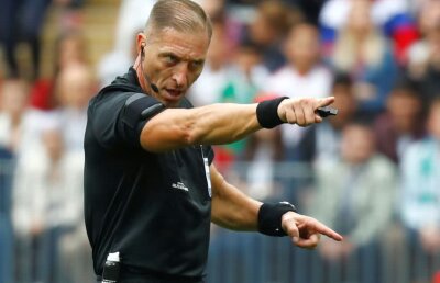 Arbitrul, marele pericol pentru Suedia în duelul cu Mexic » De ce se tem scandinavii: "E un mare dezavantaj pentru noi"