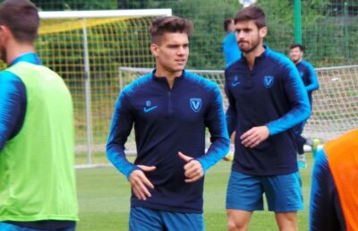 FOTO Doi români pe lista celor 100 de candidați pentru trofeul Golden Boy 2018 » Ianis Hagi: "Avem o generație tare, care vine puternic din spate" » Marele favorit face senzație la Mondiale