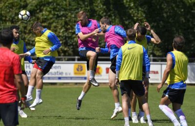 Corespondență GSP din Olanda » Pluto de la FCSB! Dică pregătește o tactică-surpriză în Olanda. Fotbalistul care și-a uimit colegii: "Ooo!"