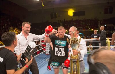 Victorii pe linie pentru români în gala Dynamite Fighting Show! Moroșanu, show cu Freddy Kemayo 