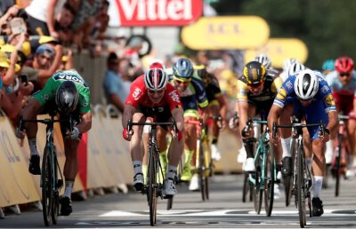 Irezistibilul Fernando Gaviria! A doua victorie în Turul Franței, unii favoriți pierd timp din cauza unei căzături