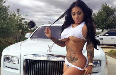 FOTO În ce lux va trăi Maradona la Minsk » Vilă de 20 de mil $, Rolls Royce și aeroport privat! Imaginile spun tot