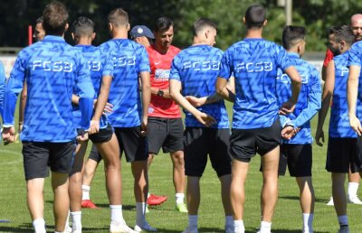 Becali îl scoate din echipă, dar poate prinde transferul carierei! O echipă din Serie A negociază pentru un jucător de la FCSB