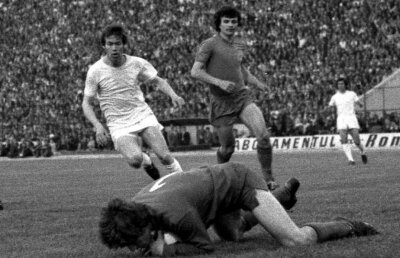 VIDEO 3 momente tensionate din perioada comunistă a derbyului Steaua–Dinamo: "Dacă am vrut să-l rup? Sincer? Da!" » Gesturi obscene și bătăi în culise!