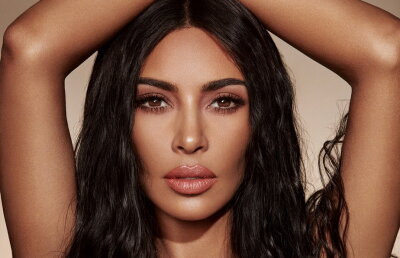 GALERIE FOTO Kim Kardashian, regina supremă a fotografiilor sexy