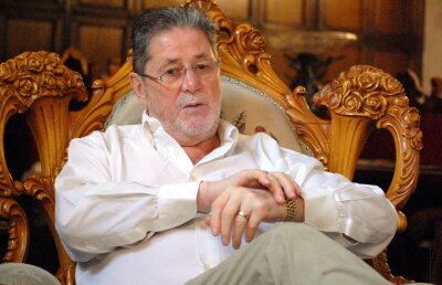 INTERVIU-EVENIMENT cu Cornel Dinu la 70 de ani: "M-au drogat ca să nu ajung în Ghencea! Tata a ales Dinamo, nu Steaua"