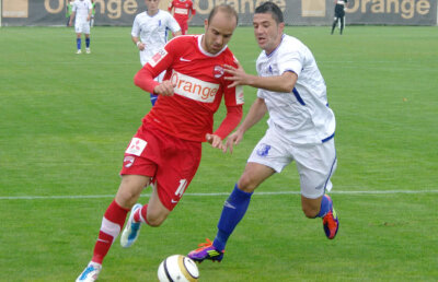 Trei transferuri într-o singură zi la SSC Farul! A adus un fost dinamovist + alte două mutări importante 