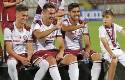 Calificare fără emoții » Rapidul a învins-o pe Viitorul Domnești, 3-0, și merge în turul 2 din Cupa României 