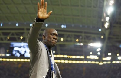 Clarence Seedorf îl va pregăti pe fostul dinamovist Collins Fai » Unde merge după ce a retrogradat cu Deportivo la Coruna