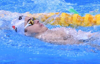 Robert Glință, al patrulea timp la 100 metri spate! » Evoluție excelentă pentru român