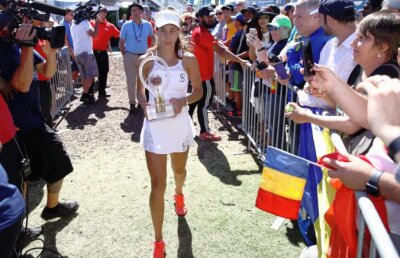 MIHAELA BUZĂRNESCU. Reacția Simonei Halep după succesul impresionant al Mihaelei Buzărnescu » Mesaj superb al numărului 1