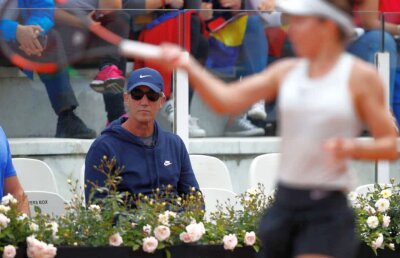 SIMONA HALEP - ASHLEIGH BARTY. Darren Cahill i-a transmis un mesaj liderului WTA cu câteva ore înaintea semifinalei Rogers Cup