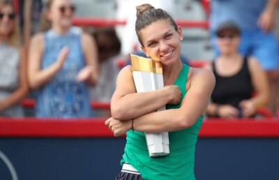SIMONA HALEP - SLOANE STEPHENS. VIDEO O nouă zeiță la Montreal! Liderul WTA câștigă EROIC cea mai frumoasă finală a anului: peste două ore și jumătate de luptă!