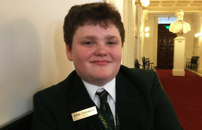 De necrezut! Un copil de 14 ani poate deveni guvernator într-un stat din SUA