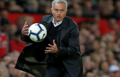 Mourinho s-a enervat la conferința de presă: ”Vreau respect! Judecătorii sunt fanii!”